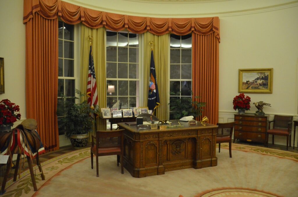 White House Calls for Expanded Research Into Psychedelic Therapies